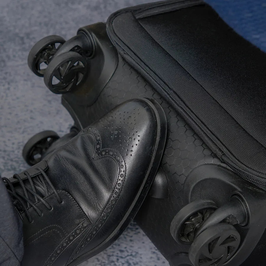 Verage Visionary | High-End Underseat Carry-on