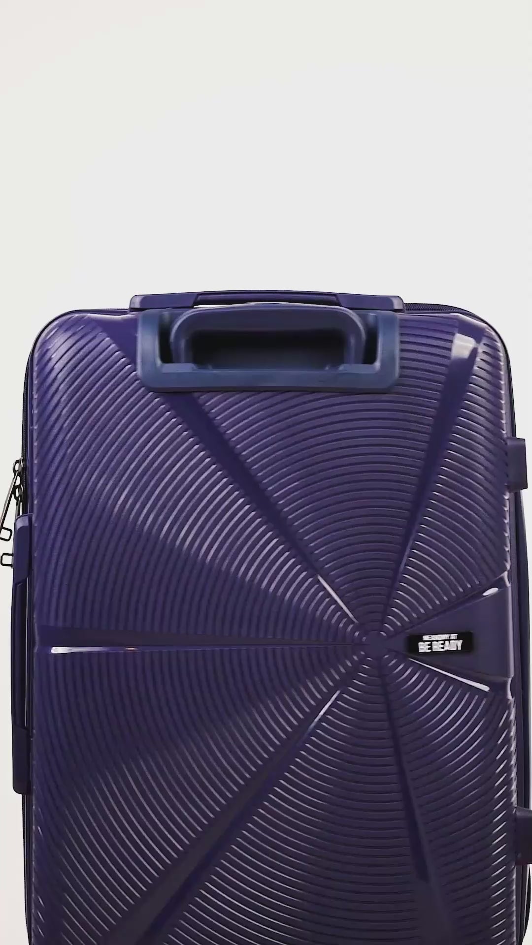 American Tourister - Starvibe